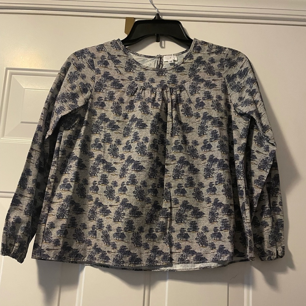 Neige brand new children’s size 12 shirt.